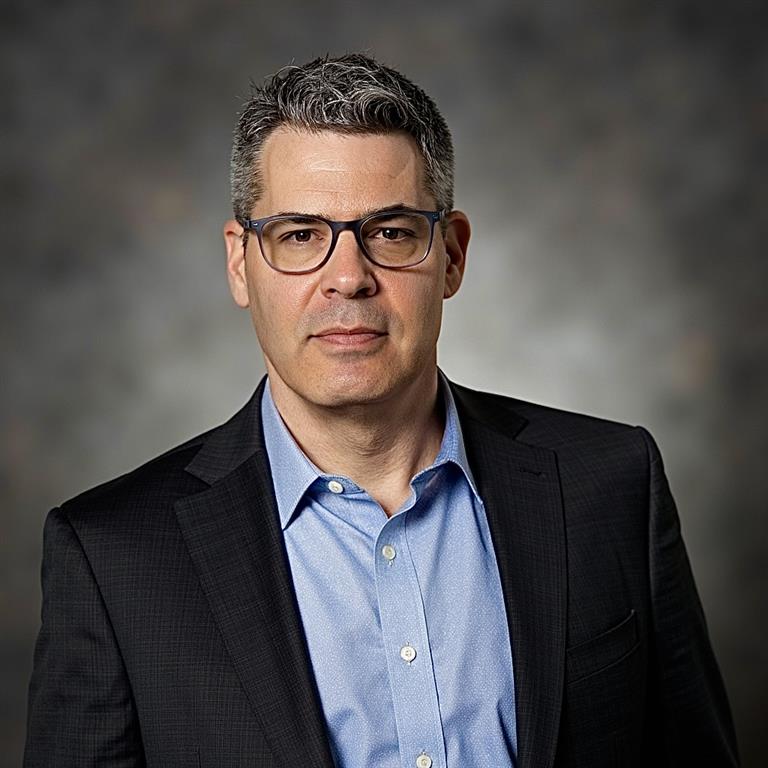 Headshot of Jonathan Dewar